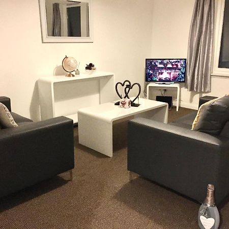 Central Spacious 2 Bedroom By Union Square Free Parking Aberdeen Eksteriør bilde