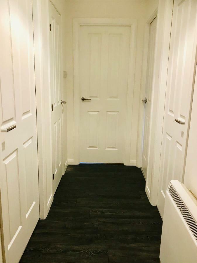Central Spacious 2 Bedroom By Union Square Free Parking Aberdeen Eksteriør bilde