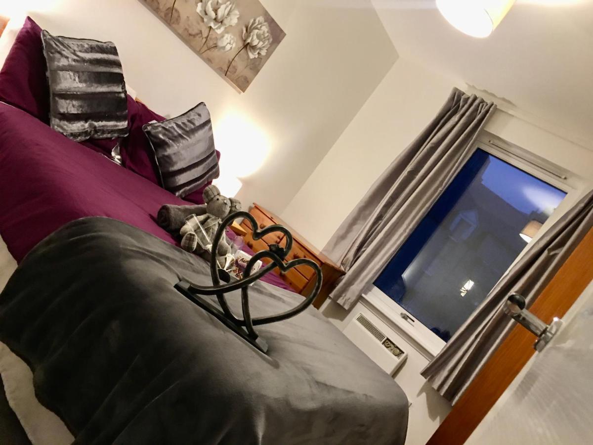 Central Spacious 2 Bedroom By Union Square Free Parking Aberdeen Eksteriør bilde