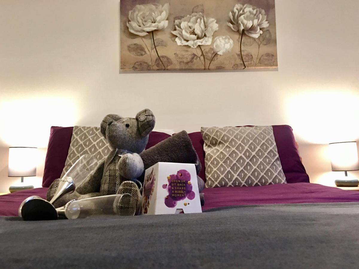 Central Spacious 2 Bedroom By Union Square Free Parking Aberdeen Eksteriør bilde